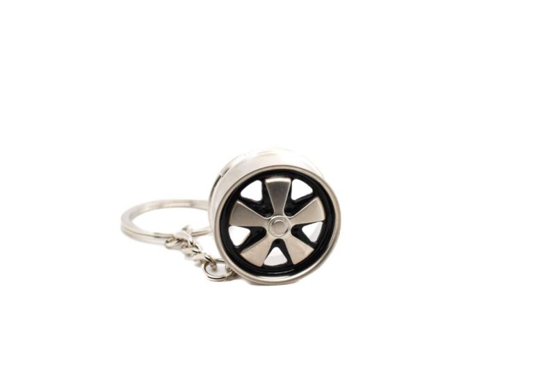 FUCHS WHEEL BLACK W/ BRUSHED 5 SPOKES KEYCHAIN