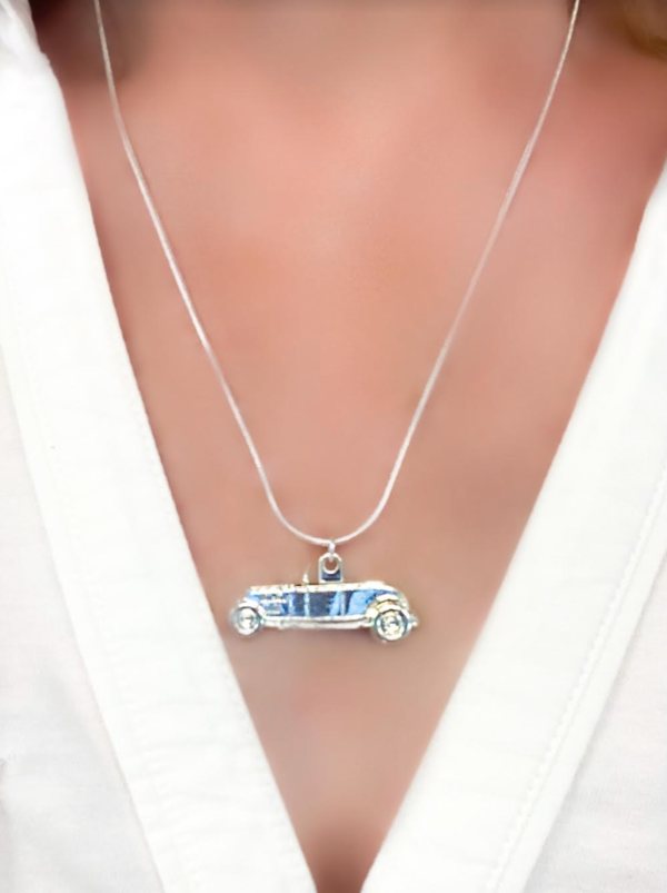 Hiboy Hot Rod 2D Necklace